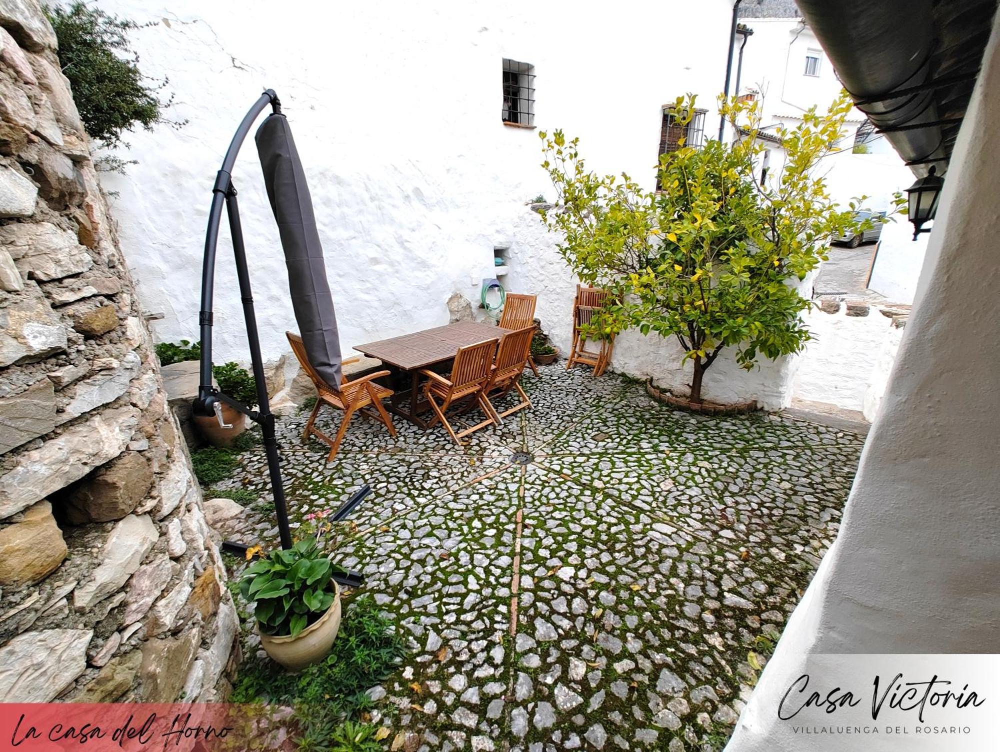 Conjunto Rural Casa Victoria Pensionat Villaluenga Del Rosario Exteriör bild
