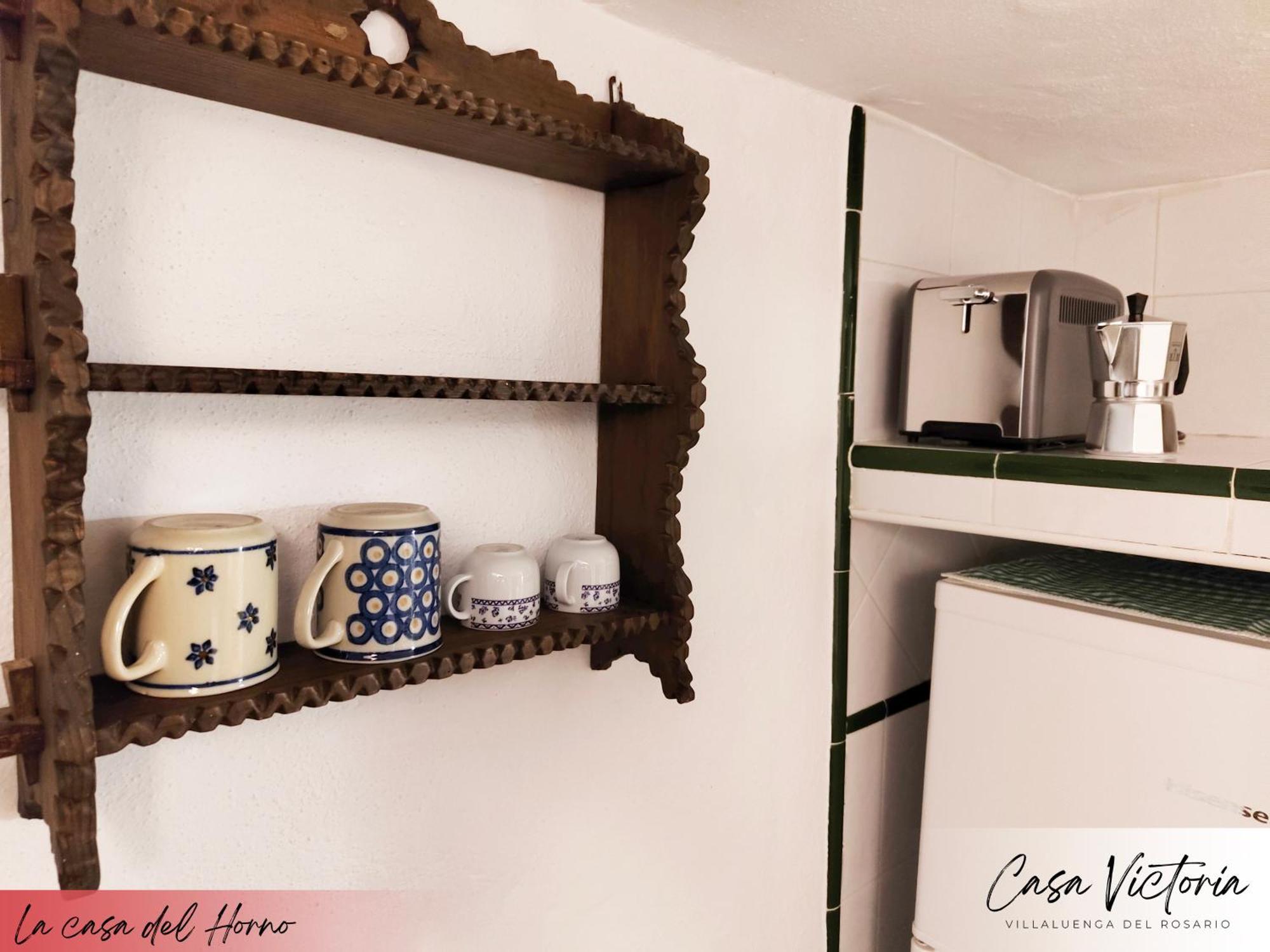 Conjunto Rural Casa Victoria Pensionat Villaluenga Del Rosario Exteriör bild