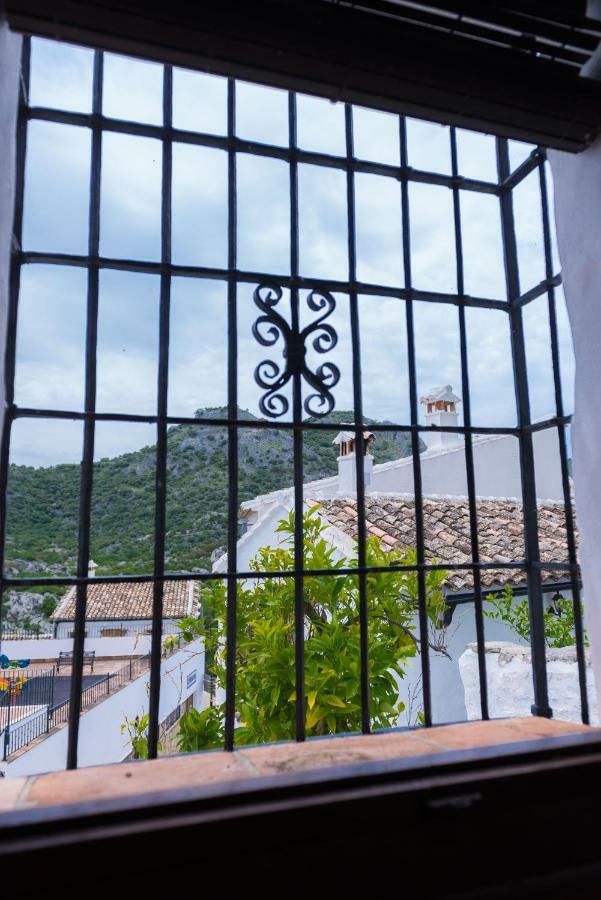 Conjunto Rural Casa Victoria Pensionat Villaluenga Del Rosario Exteriör bild